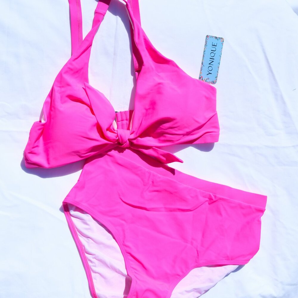 BRIGHT BEAUTIFUL YONIQUE HOT PINK BATHING SUIT (see measurements)